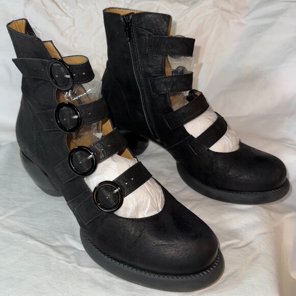 Fluevog Go Groovy Huysmans Black Strappy Ankle Boot sz10 EUC - Picture 1 of 11